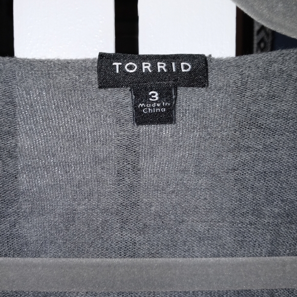 Torrid Crop Cardigan - Picture 3 of 3